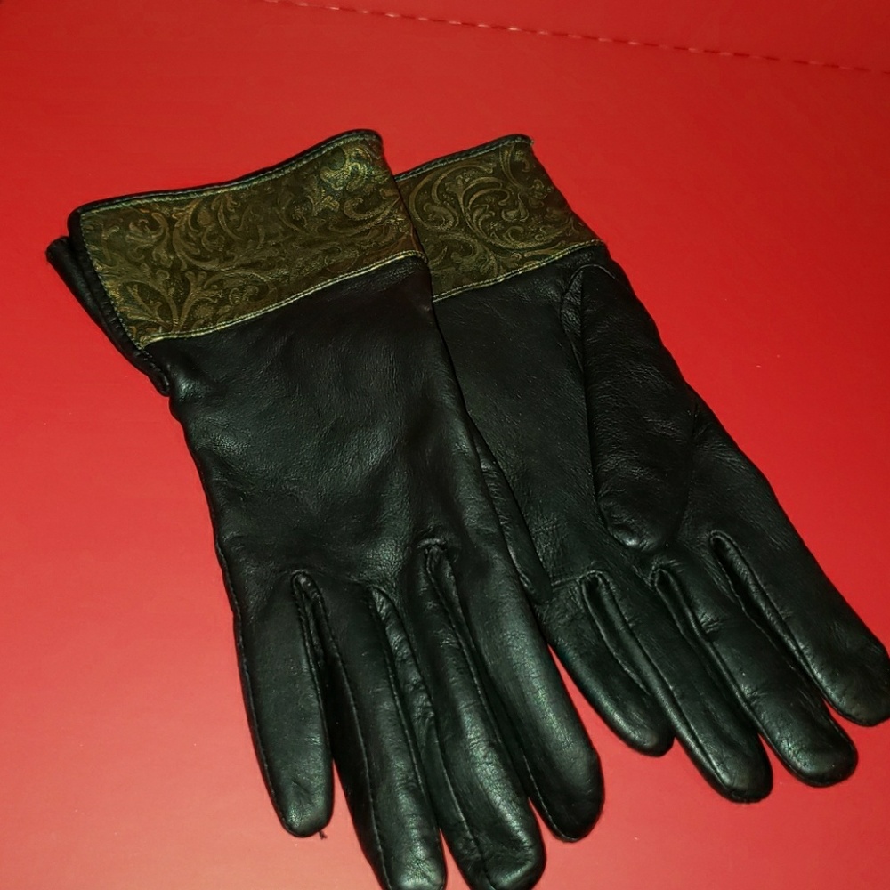 Grandoe Leather Gloves Black with Bronze/Gold trim